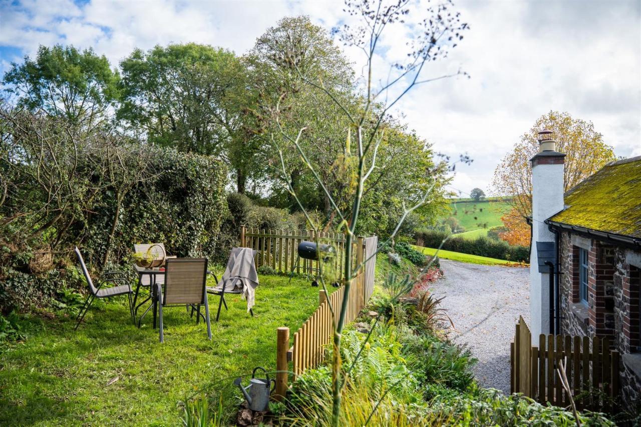 Appartement The Stables - Charming 15Th-Century Rural Bolthole à Newton Abbot Extérieur photo